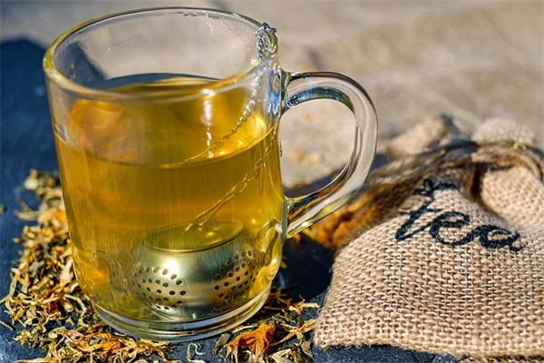タンポポ茶の本当の効果と正しい飲み方